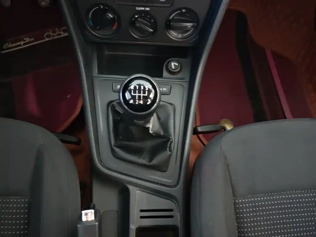 Volkswagen Lavida — миниатюра 14
