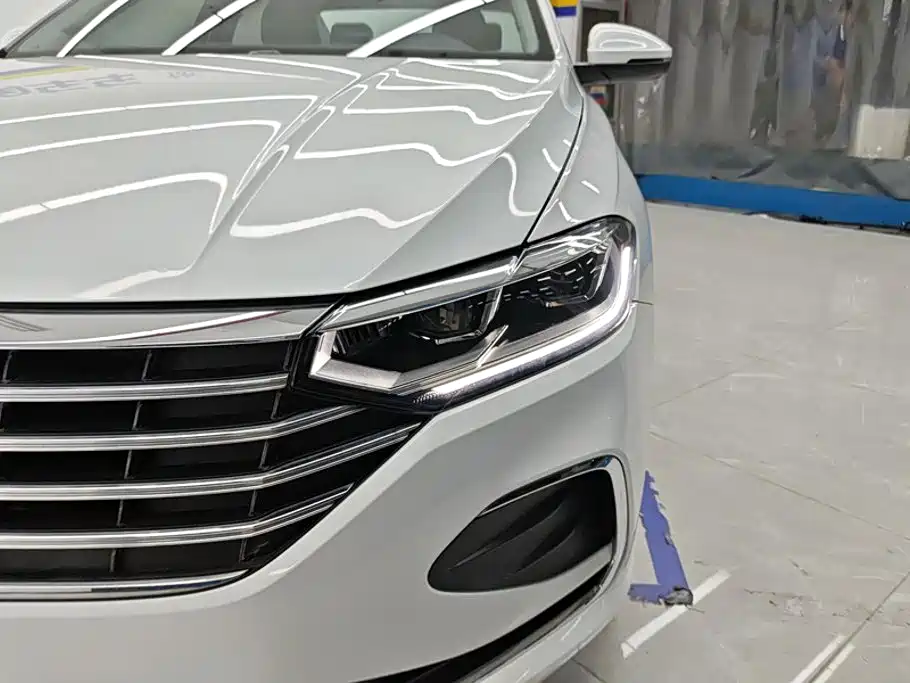 Volkswagen Lavida — миниатюра 5
