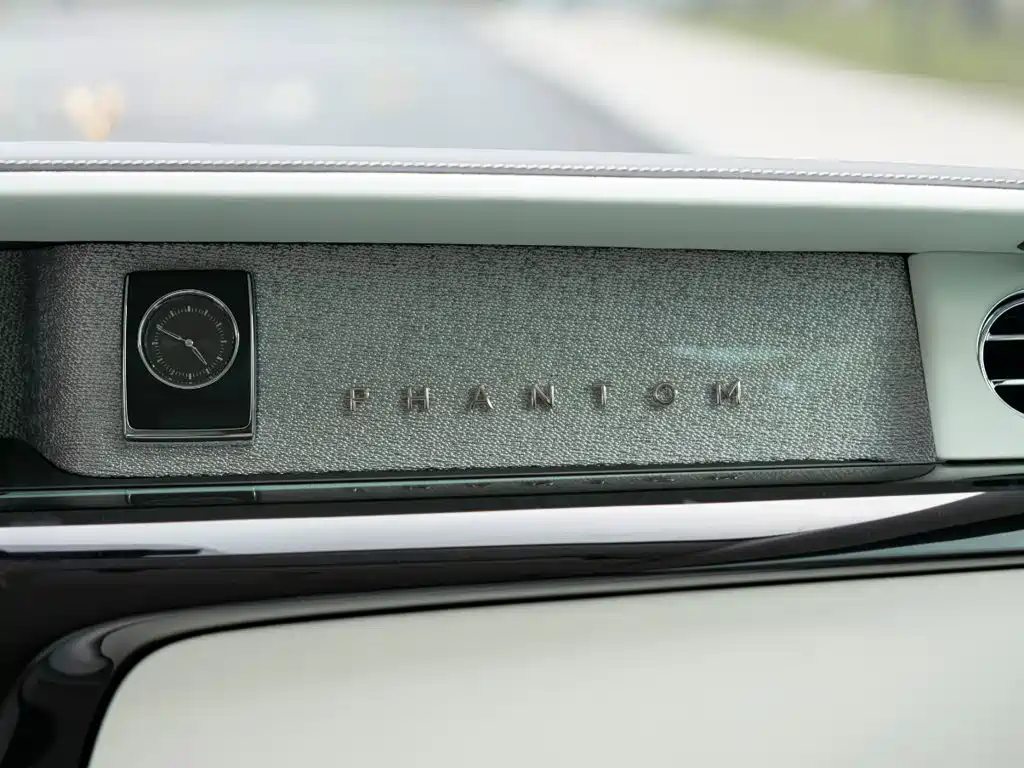 Rolls-Royce Phantom — миниатюра 18