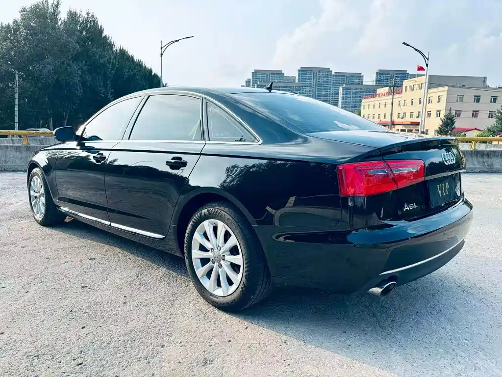Audi A6L — миниатюра 4