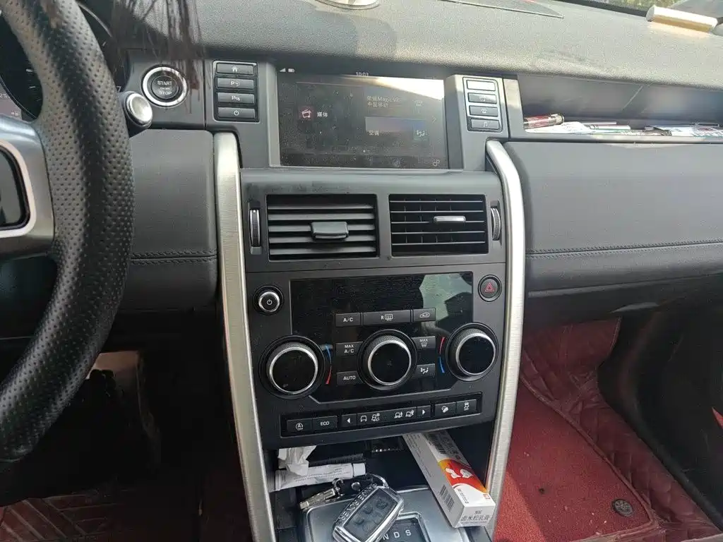 Land Rover Discovery Sport — миниатюра 6