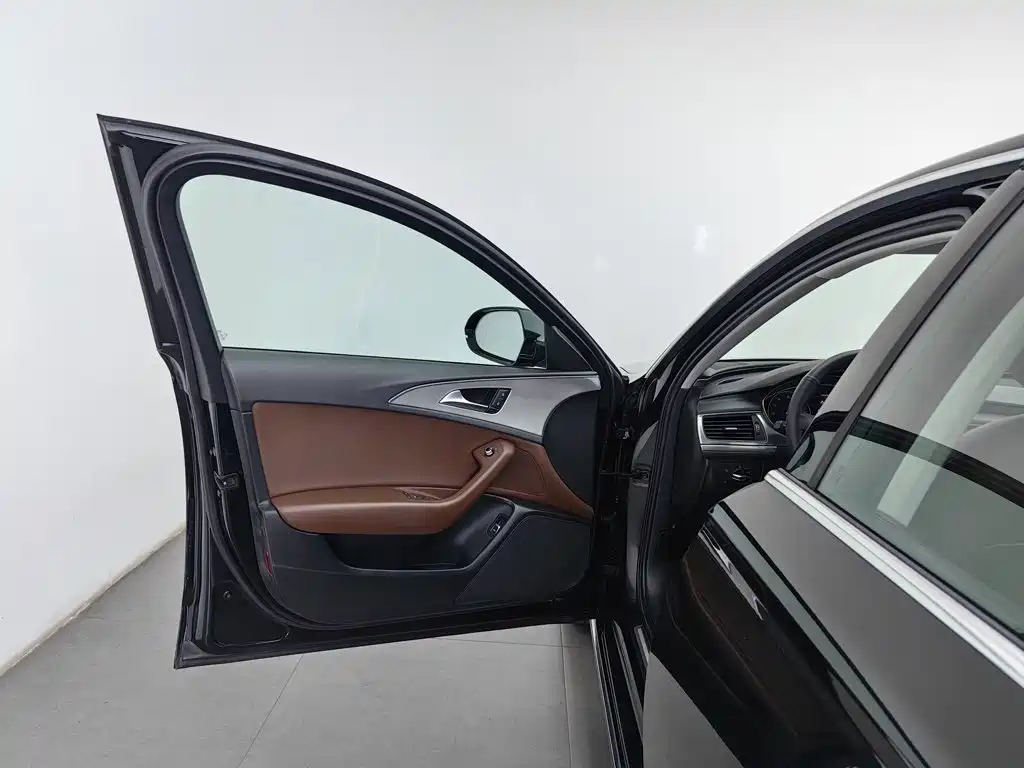Audi A6L — миниатюра 8