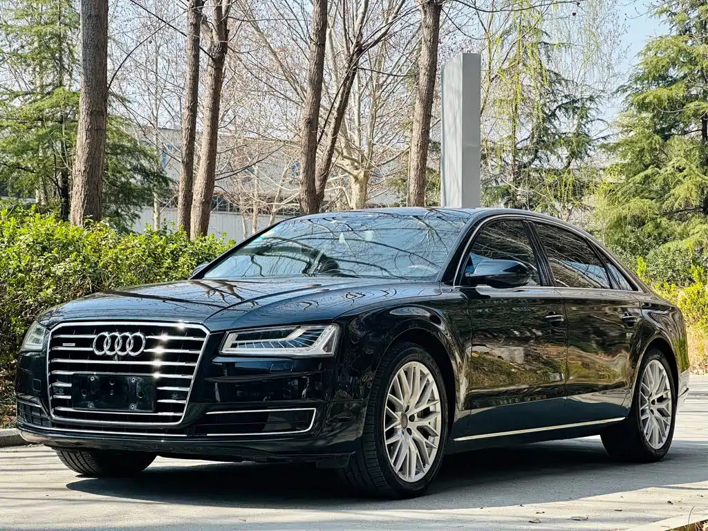 Audi A8 2014