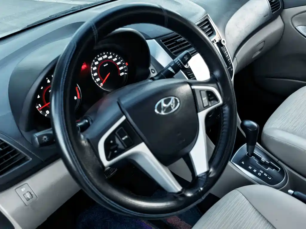 Hyundai Verna — миниатюра 15