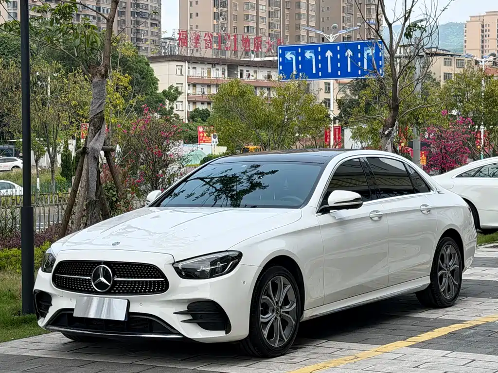 Mercedes-Benz E-Class 2021
