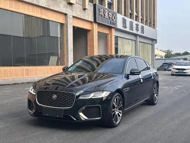 JAGUAR XFL