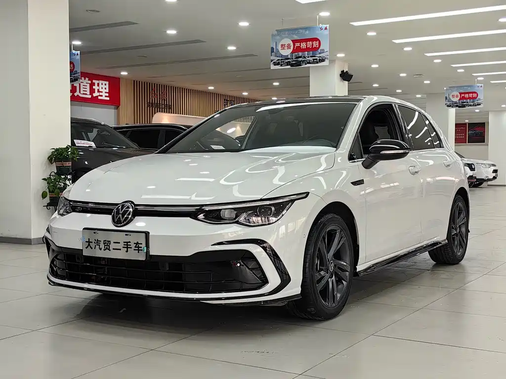 Volkswagen Golf 2022