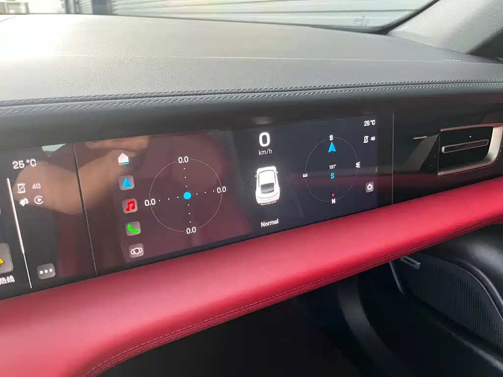 Porsche Taycan — миниатюра 12
