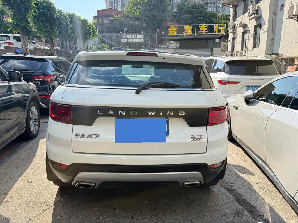 Landwind Landwind X7 — миниатюра 8