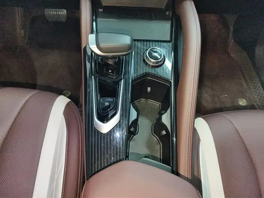 GEELY AUTOMOBILE XINGYUE L