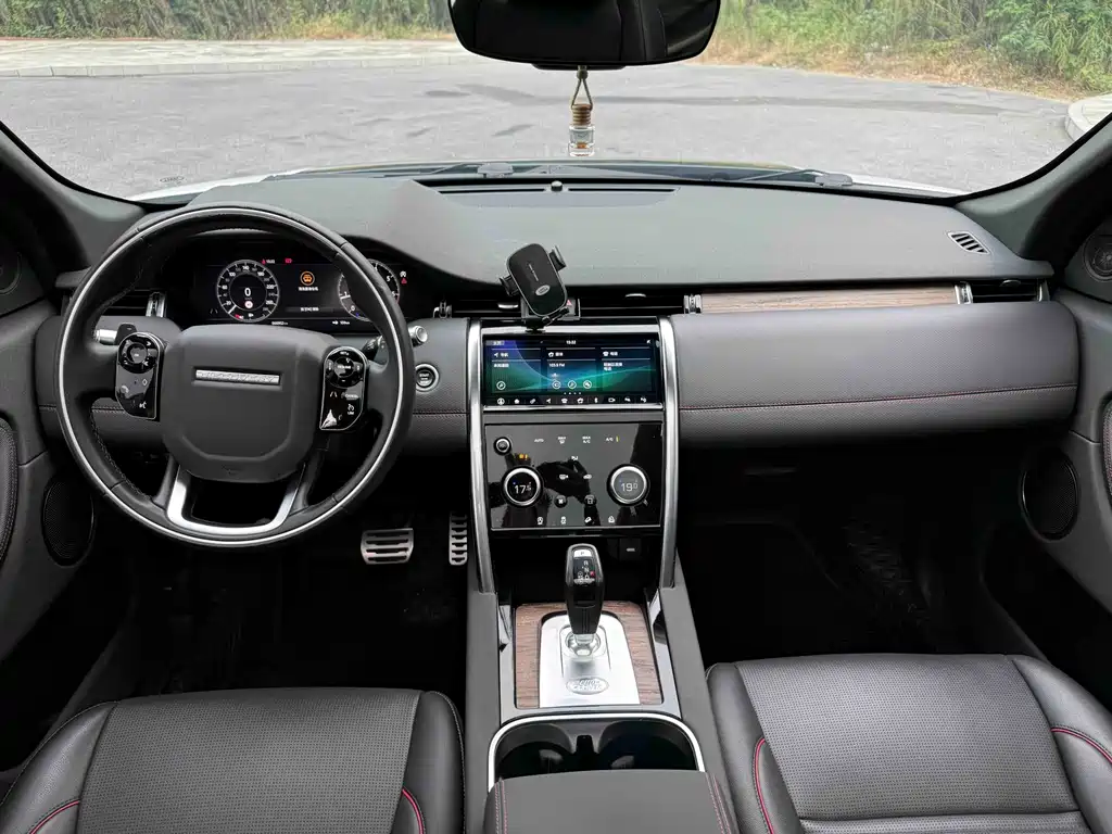 Land Rover Discovery Sport — миниатюра 5