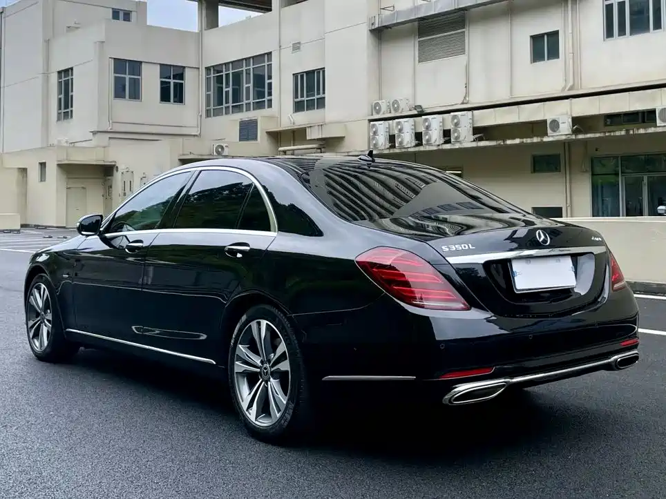 Mercedes-Benz S-Class — миниатюра 7