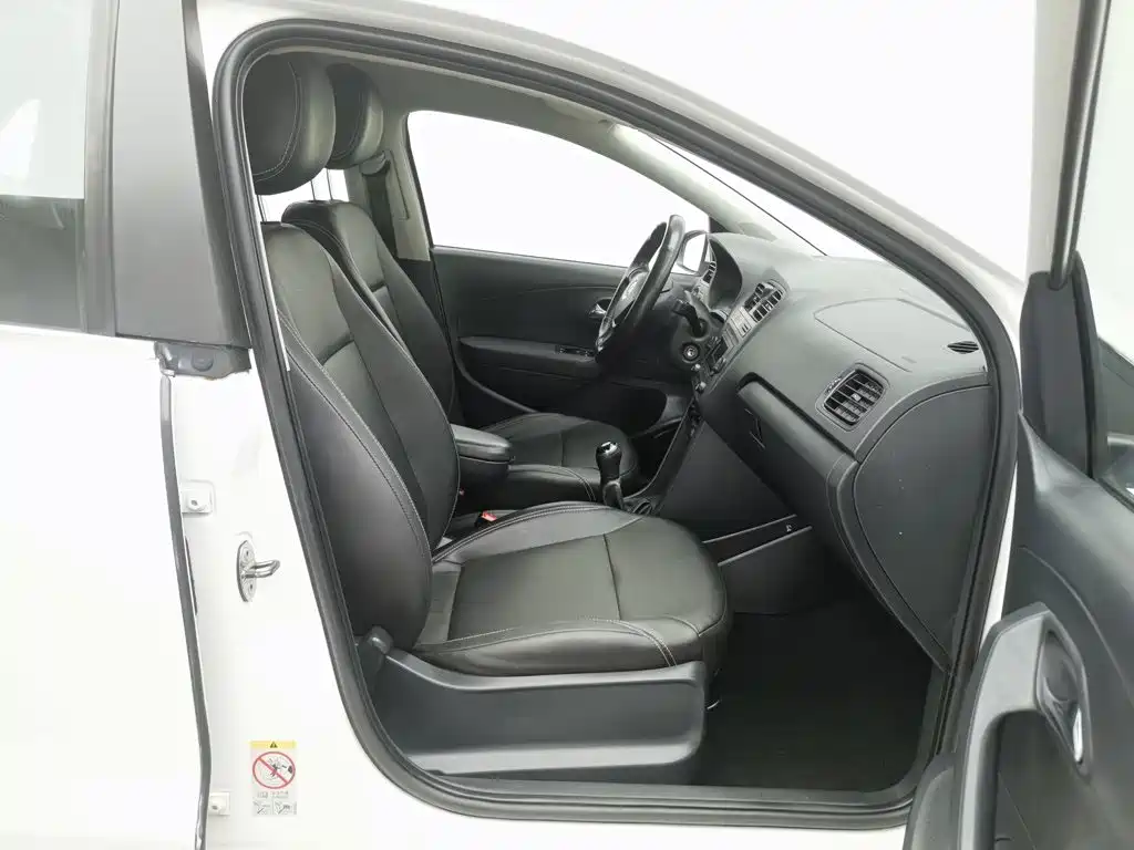 Volkswagen Polo — миниатюра 23