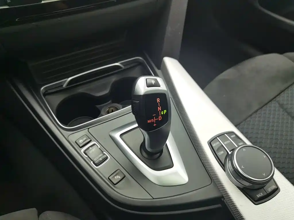 BMW 4 Series — миниатюра 13