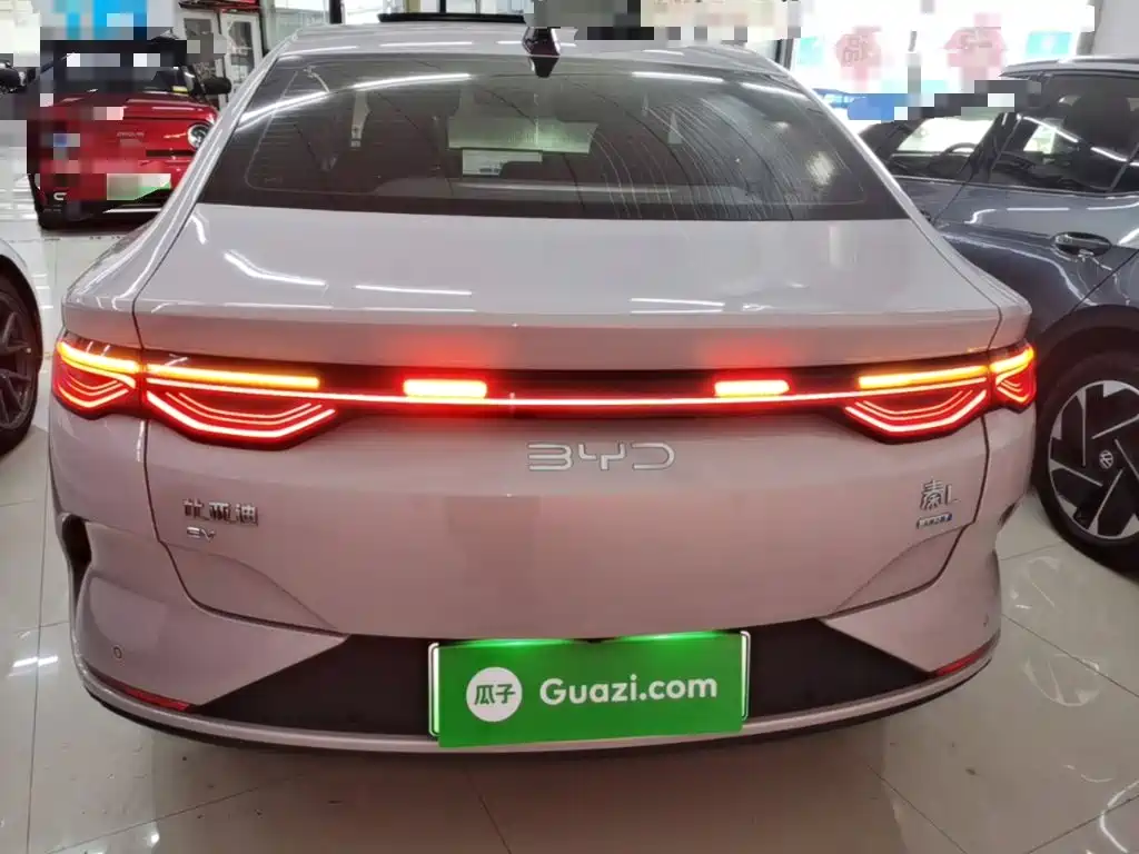 BYD Qin L — миниатюра 6