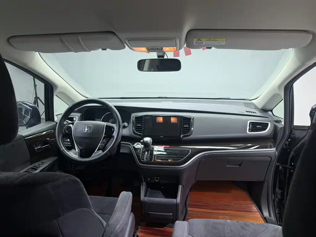 Honda Odyssey — миниатюра 8