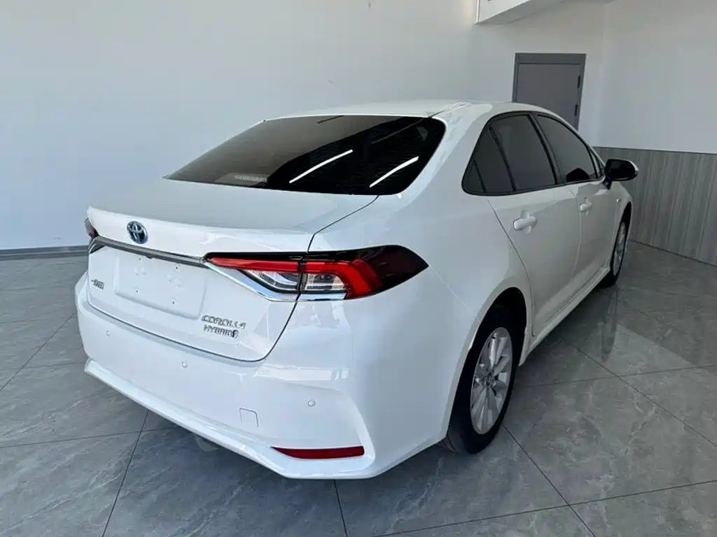 Toyota Corolla — миниатюра 4