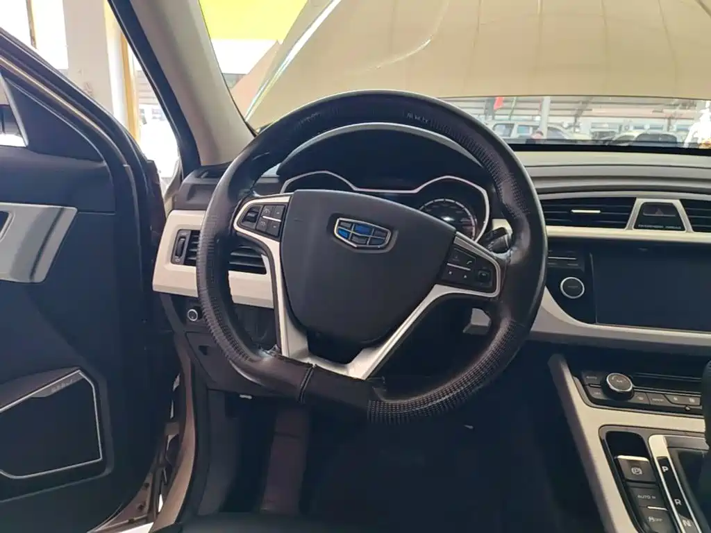 Geely Boyue — миниатюра 11