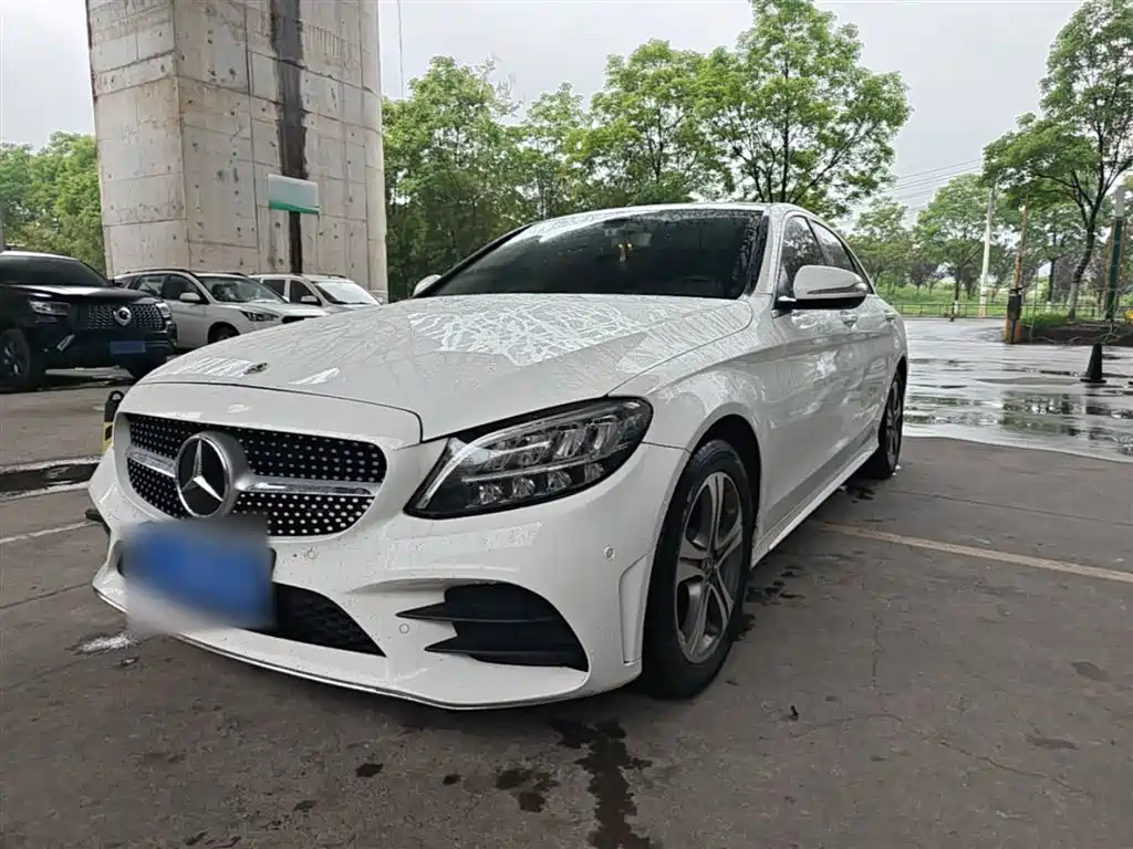 Mercedes-Benz C-Class 2020