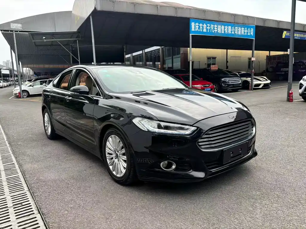 Ford Mondeo 2013 2.0L GTDi200 Fashion