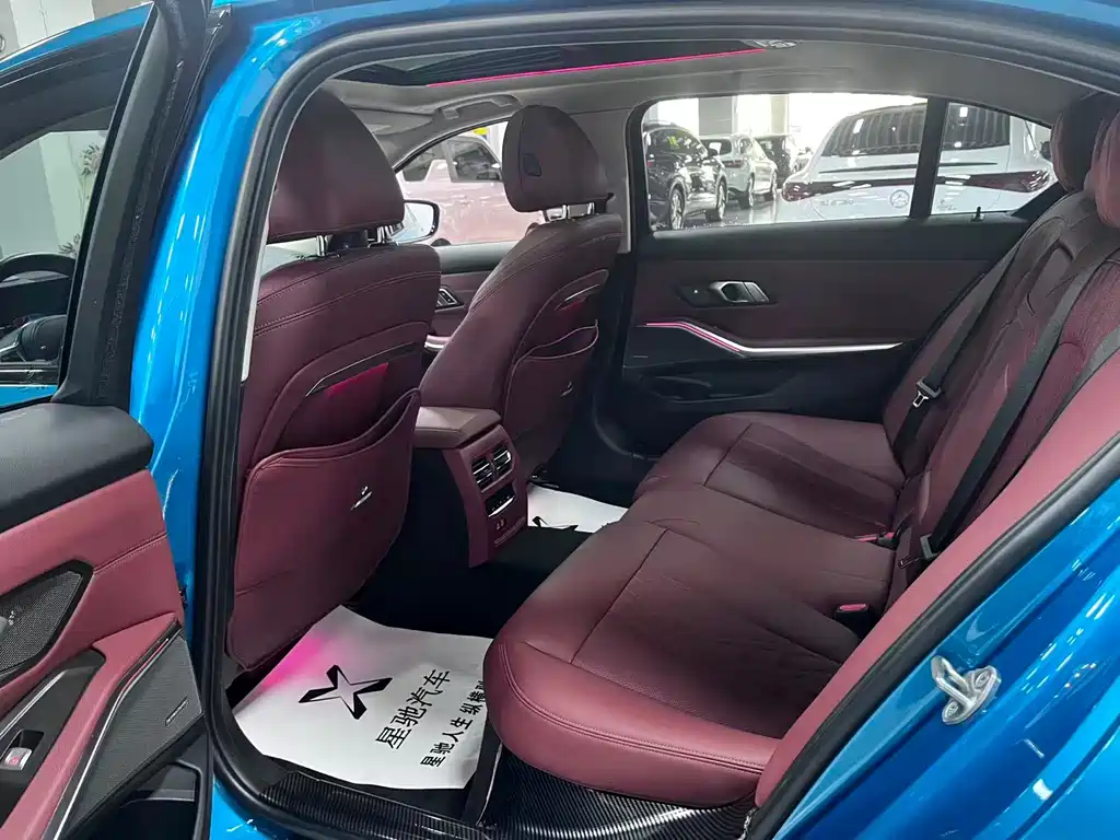 BMW i3 — миниатюра 11