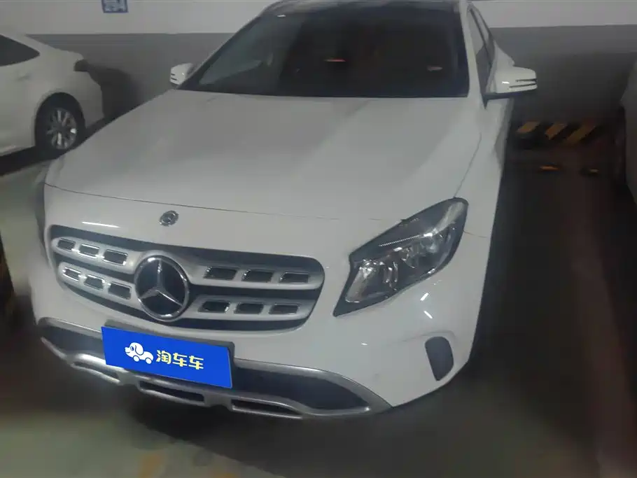 Mercedes-Benz GLA 2019
