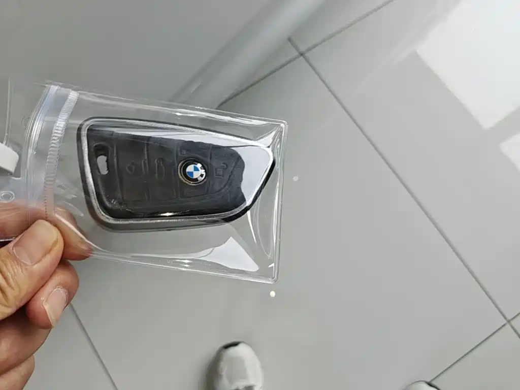 BMW iX3 — миниатюра 9