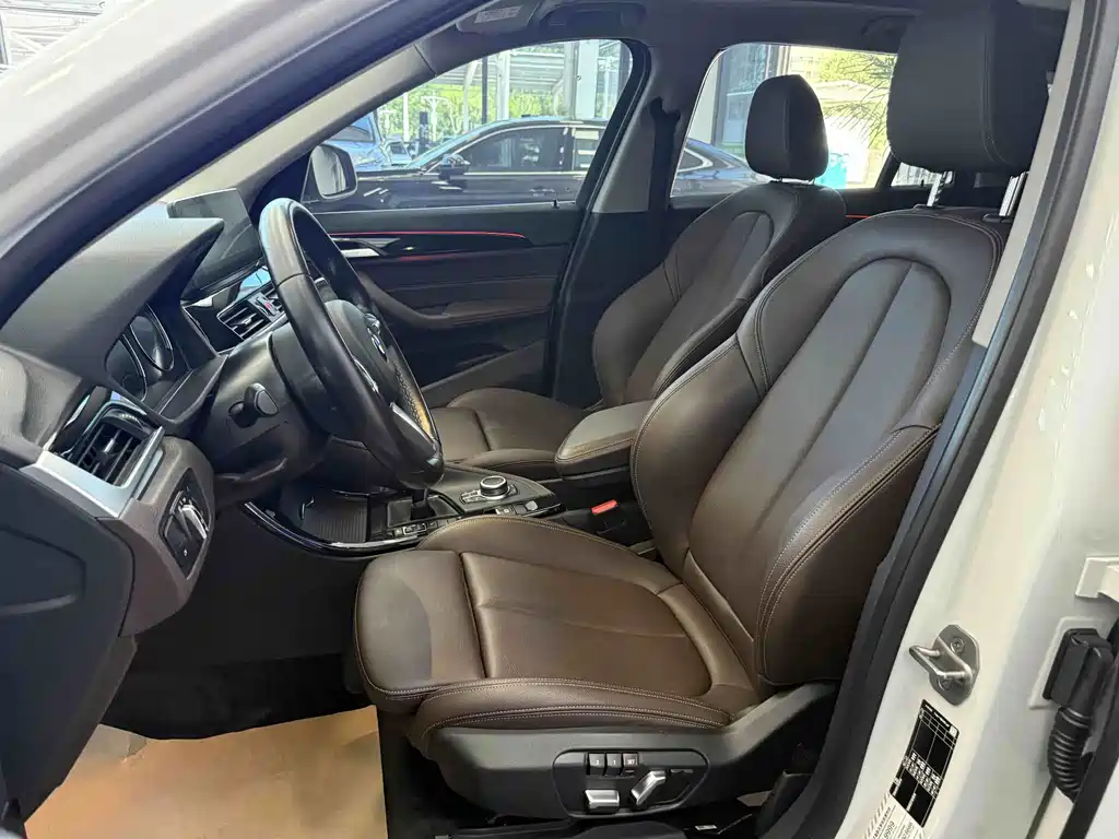 BMW X1 — миниатюра 9