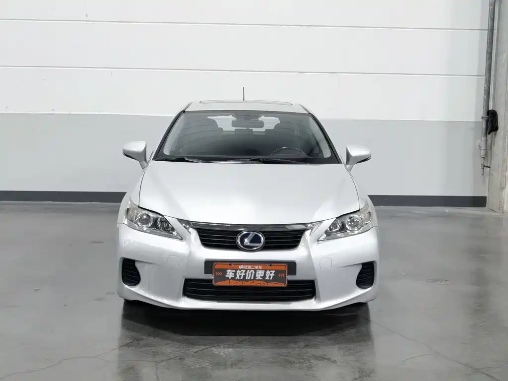 Lexus CT — миниатюра 3