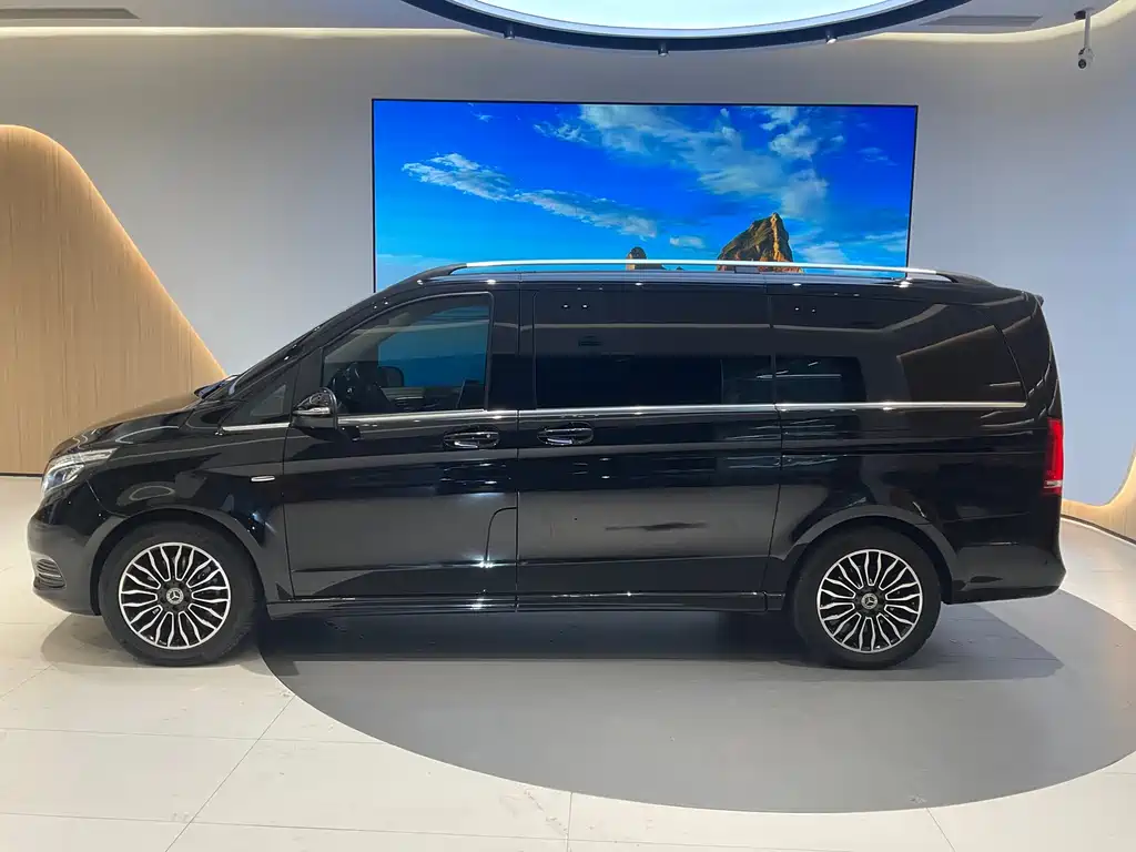 Mercedes-Benz V-Class — миниатюра 4