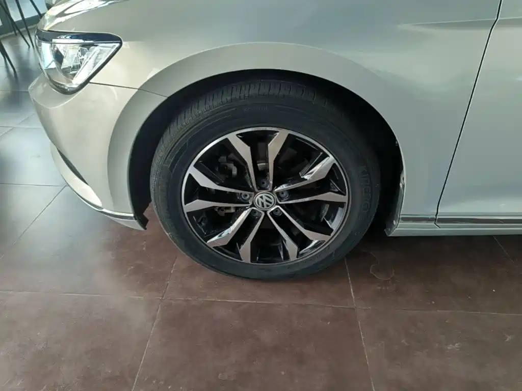 Volkswagen Magotan — миниатюра 23