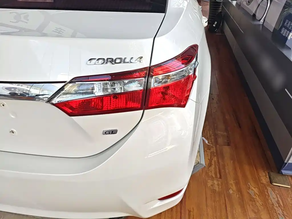 Toyota Corolla — миниатюра 8