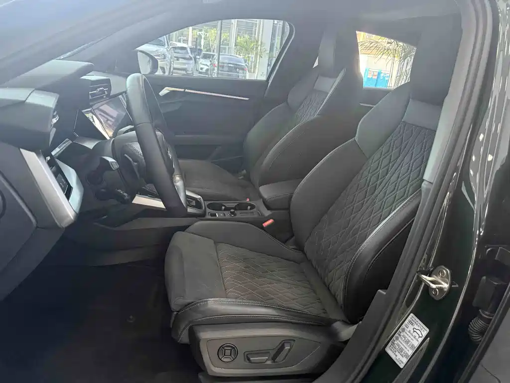 Audi A3 — миниатюра 10