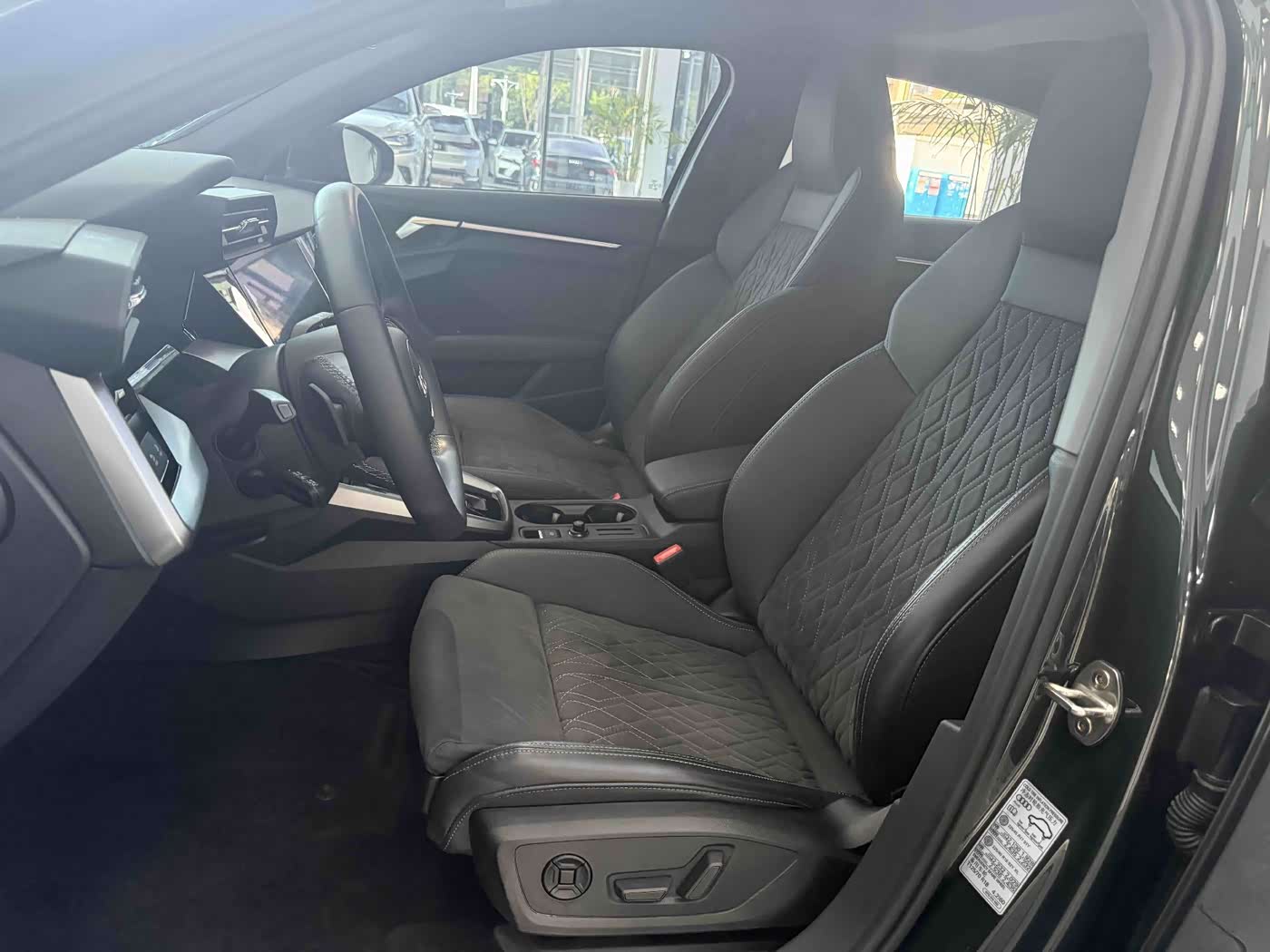 Audi A3 1.4 л 2023 г. Зелёный, пробег 38000 км