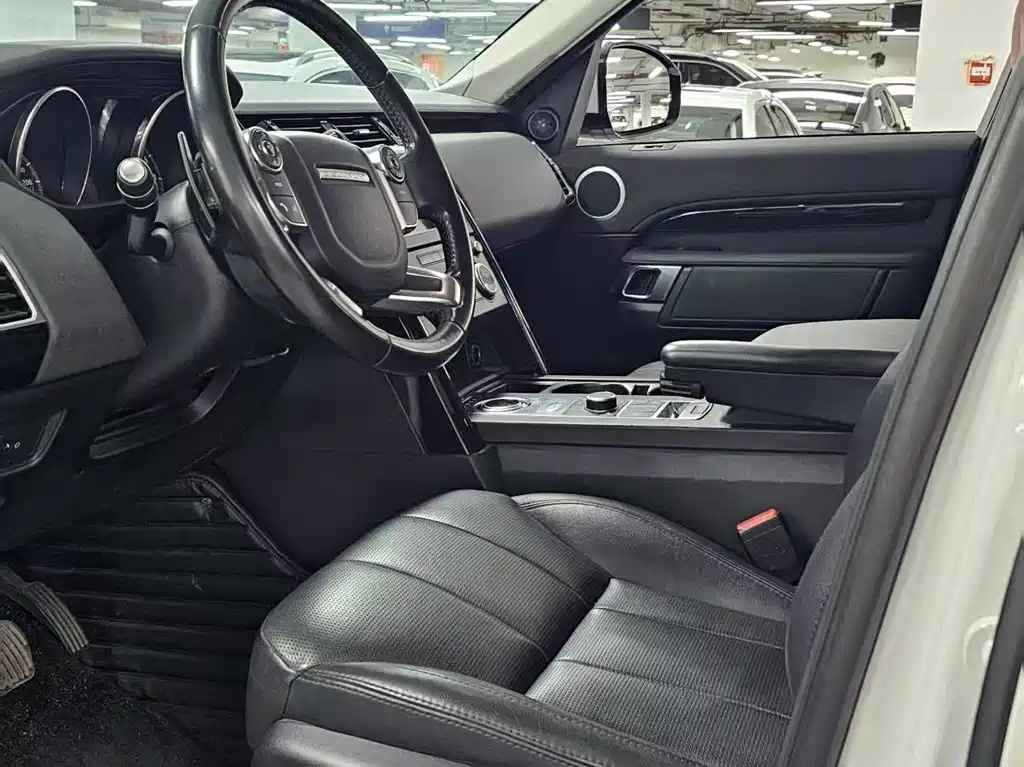 Land Rover Discovery — миниатюра 7