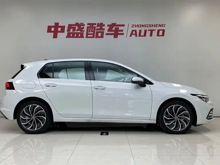 Volkswagen Golf 2023 280TSI DSG Pro
