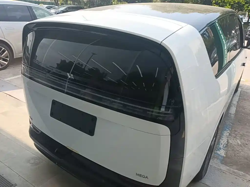 Li Auto Li MEGA — миниатюра 7