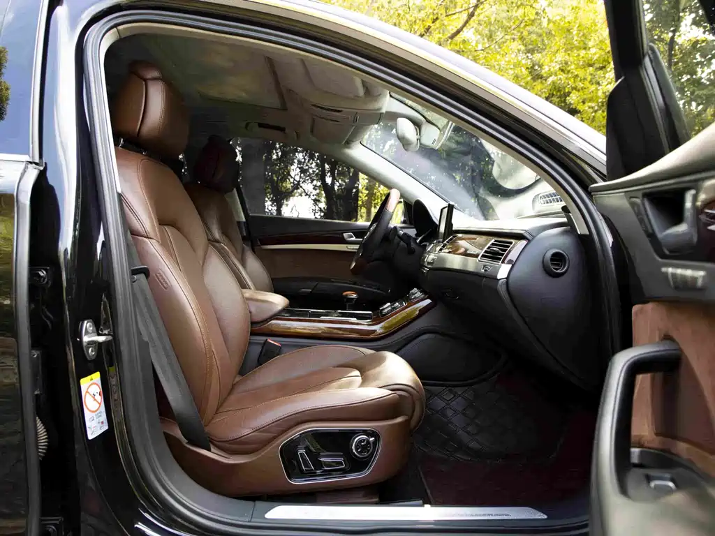 Audi A8 — миниатюра 13