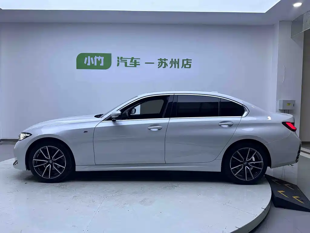BMW 3 Series — миниатюра 7
