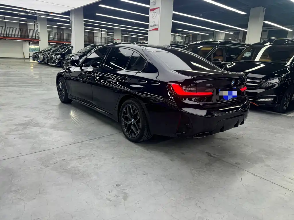 BMW 3 Series — миниатюра 13