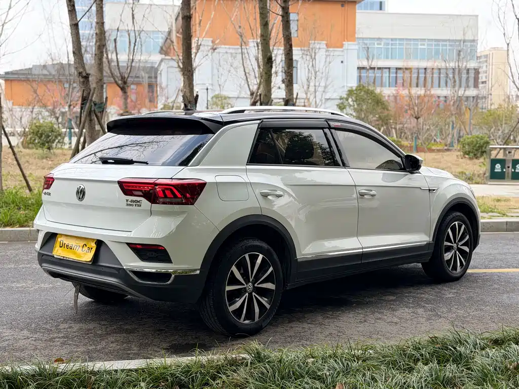 VOLKSWAGEN T ROC EXPLORING SONGS