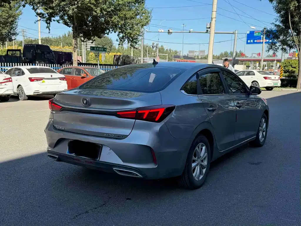 Changan Eado DT — миниатюра 16
