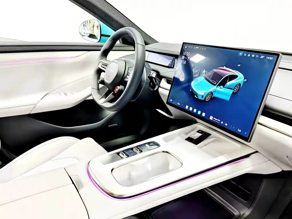Xiaomi SU7 — миниатюра 11