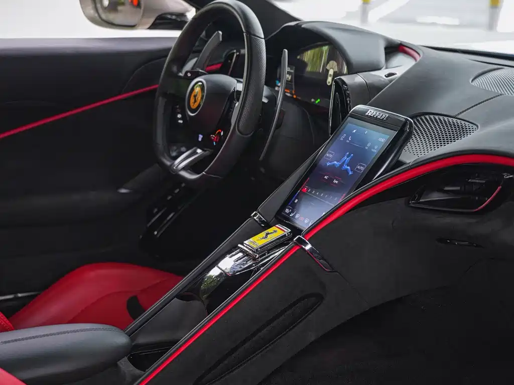 Ferrari Roma — миниатюра 15