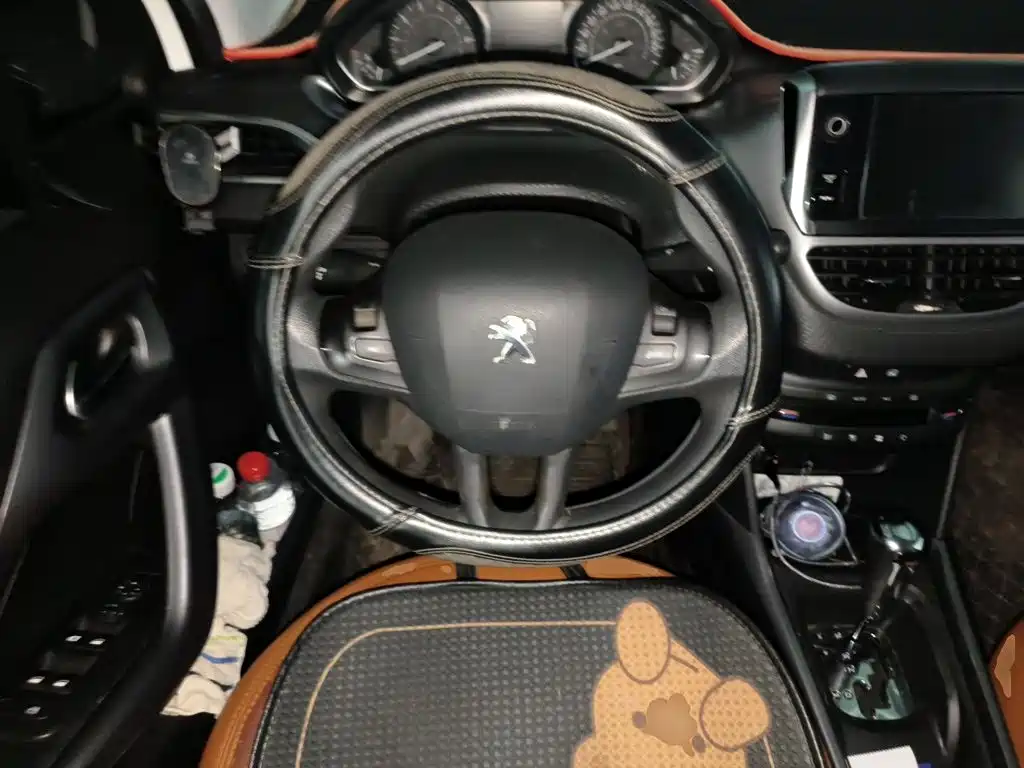 Peugeot 2008 — миниатюра 11