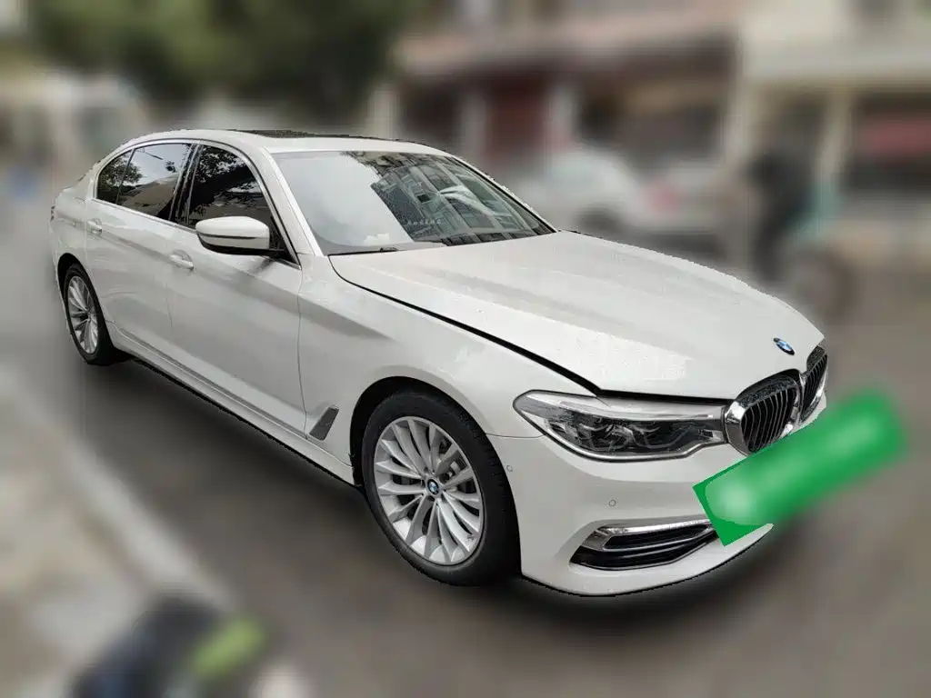 BMW 5 Series New Energy — миниатюра 25