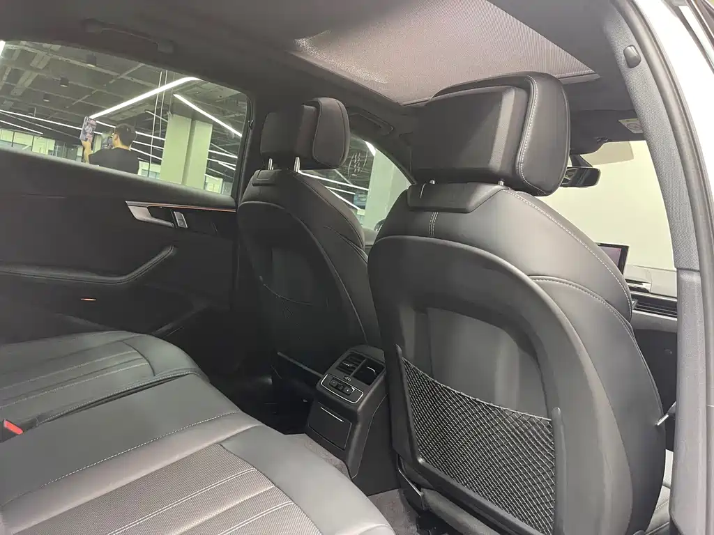 Audi A4L — миниатюра 23