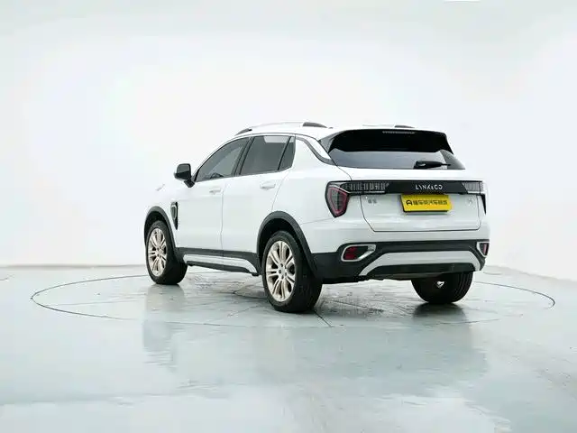 Lynk & Co 01 — миниатюра 4