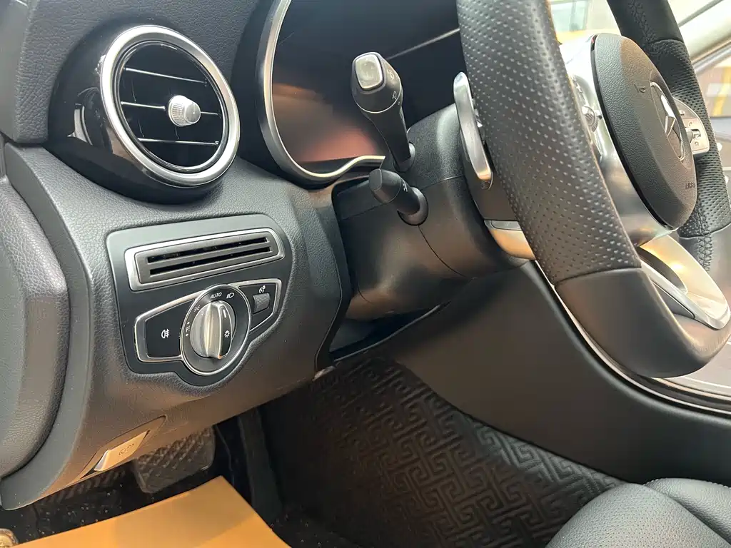 Mercedes-Benz C-Class — миниатюра 18