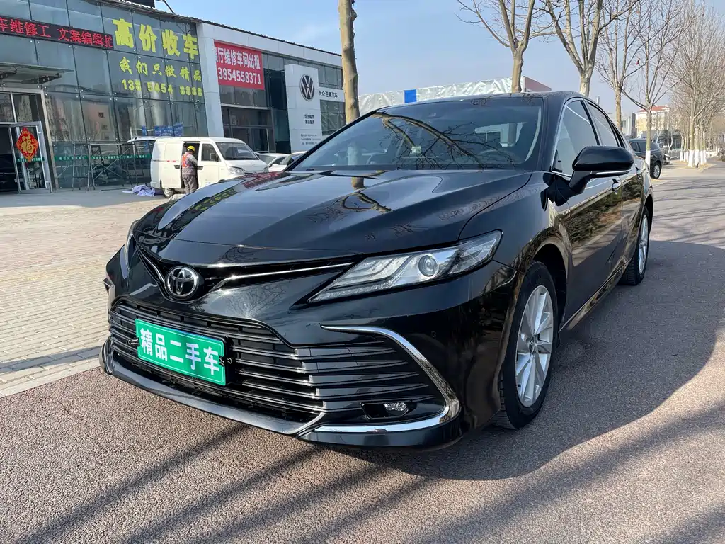 Toyota Camry 2021